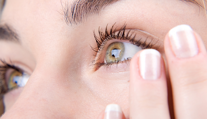 Göz Seğirmesi Neden Olur?