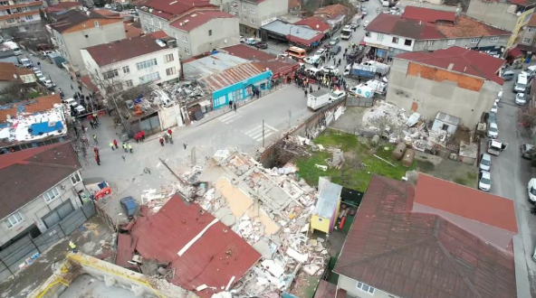 Ümraniye’de Metro İnşaatı Sırasında İki Bina Çöktü