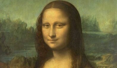 Paris’te Çevreci Aktivistlerden Mona Lisa’ya Saldırı