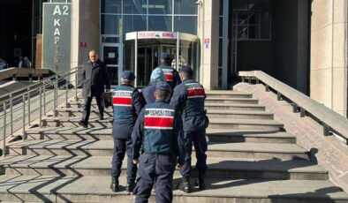 Kargo Aracında Silah Kaçakçılığına Operasyon