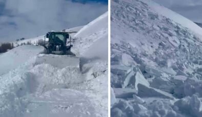 Muş’ta Köy Yoluna Çığ Düştü