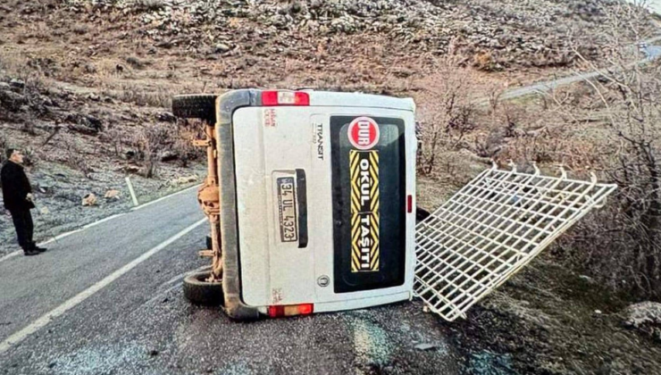 Siirt’te Petrol Arama İşçilerini Taşıyan Minibüs Devrildi: 11 Yaralı