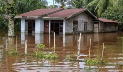 Endonezya’da Sel ve Toprak Kayması: 21 Kişi Hayatını Kaybetti