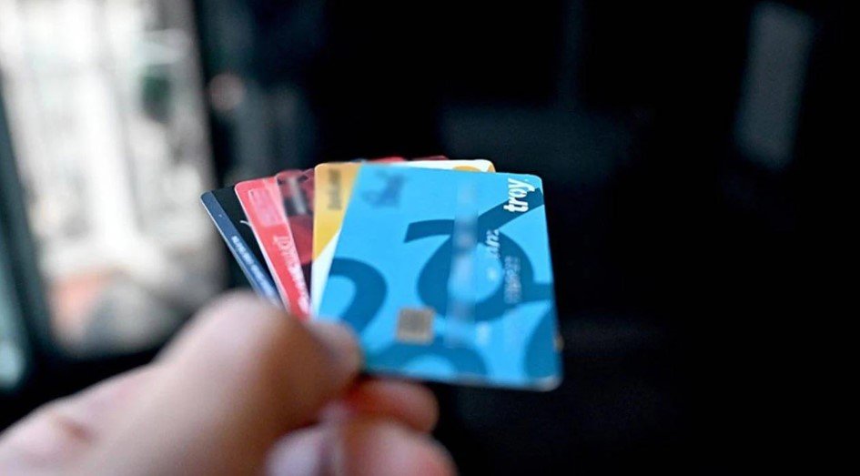 Kredi Kartı Borçları Son Bir Yılda %155 Oranında Arttı