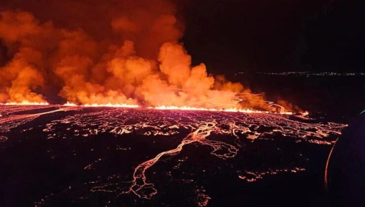 İzlanda’da Reykjanes Yarımadası’nda Yanardağ Patlaması