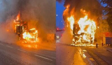 Seyir Halindeki İETT Otobüsünde Yangın