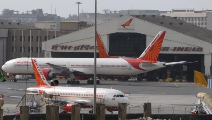 Air India Express’in 100’den fazla kabin memuru hastalık izni aldı