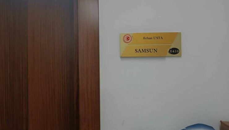 İYİ Partili Erhan Usta, Can Atalay’ın Eski Odasına Taşındı