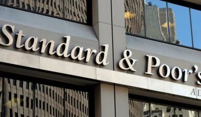 Standart & Poor’s Türkiye’nin kredi notunu ikinci kez artırmak için olumlu sinyaller veriyor