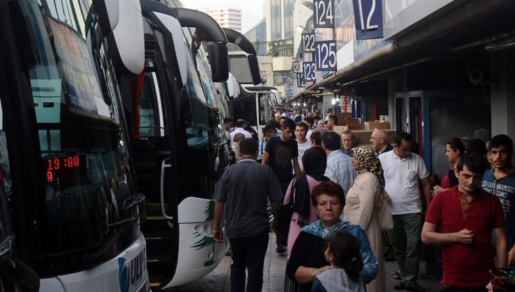 Uzun Yolculuklarda Pıhtı Atma Riski ve Önlemler