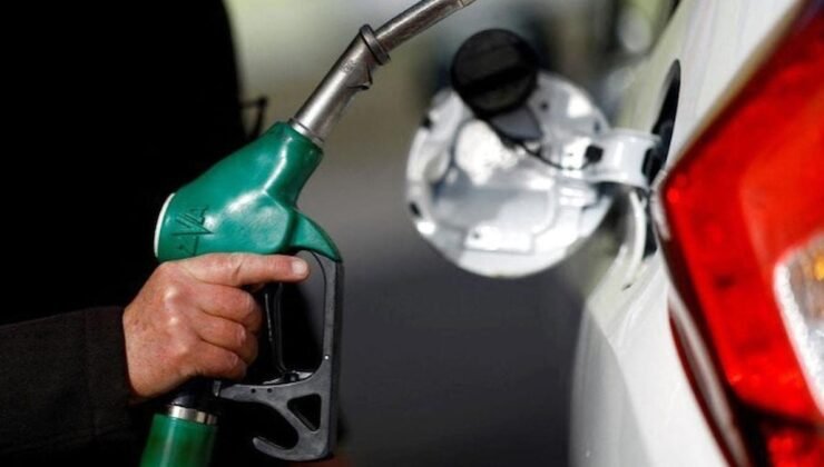 Akaryakıt Fiyatlarındaki Beklenen Zam Ertelendi
