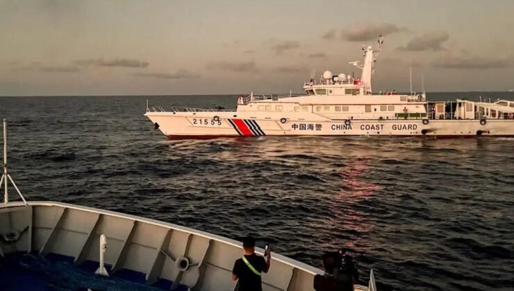 Çin-Filipinler Arasındaki Güney Çin Denizi Gerilimi