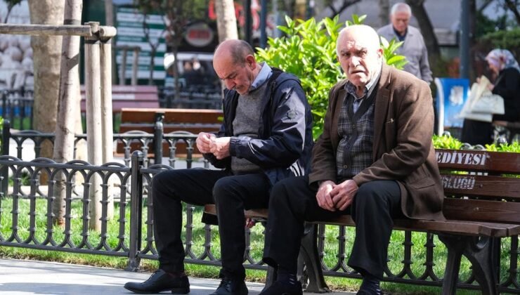 Emeklilerin İş Arama Süreci ve Zorlukları