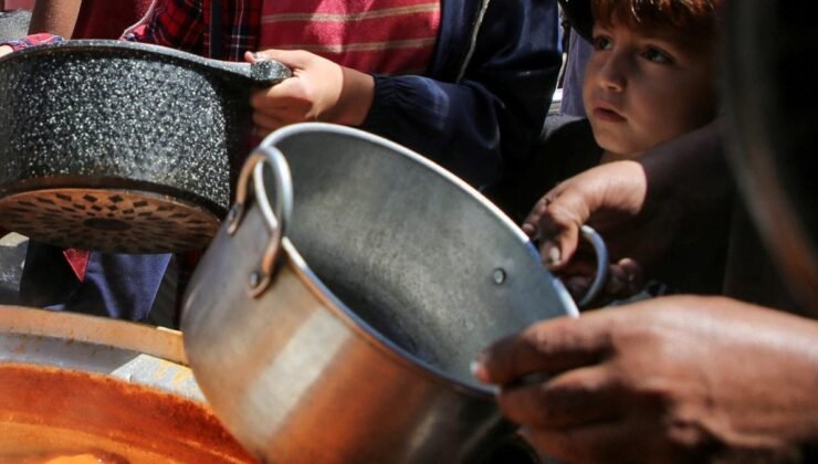 Gazze Şeridi’nde Açlıkla Mücadele Eden Çocukların Durumu