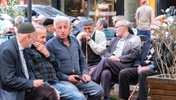 İstanbul’da Ekonomik Sıkıntılar ve Bayram Alışverişleri: Vatandaşların Tepkisi