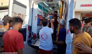 Hamas İsrail’i Okulu Bombalamakla Suçladı