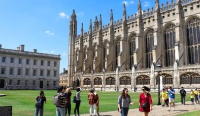 İngiltere’de Üniversite Sektörünün Karşılaştığı Zorluklar ve Mali Kriz