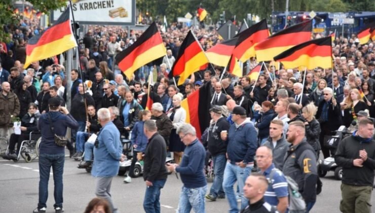 Aşırı Sağcı AfD’nin Yükselişi ve Yerel Siyasi Stratejileri