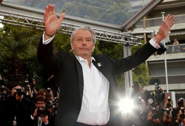 Alain Delon'un İlişkileri