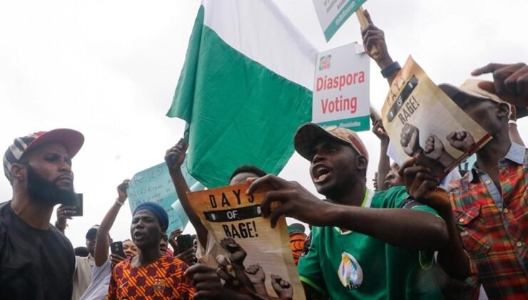 Nijerya’da Artan Hayat Pahalılığına Karşı Protestolar ve Gözaltılar