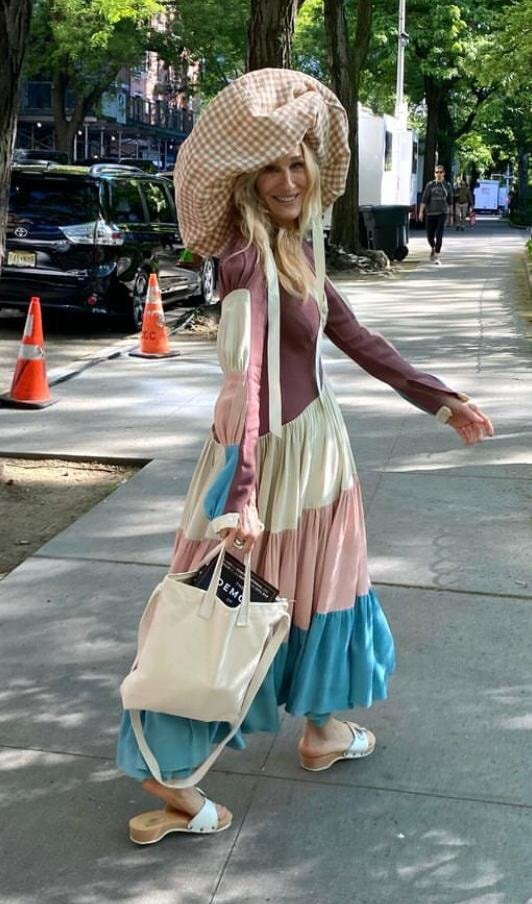 Sarah Jessica Parker, 24 Yıl Sonra 'And Just Like That' ile Geri Dönüyor