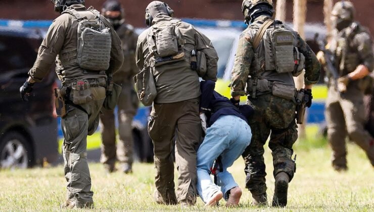 Solingen’deki Bıçaklı Saldırının Şüphelisi Tutuklandı