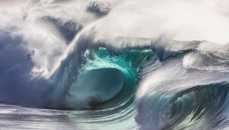 Tsunami Nedir? Nedenleri ve Güvenlik Önlemleri
