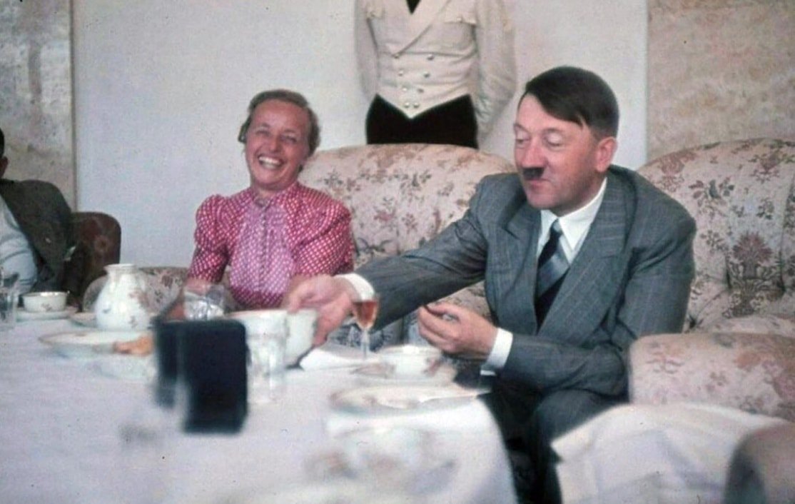 Angela 'Geli' Raubal ile İlişkisi