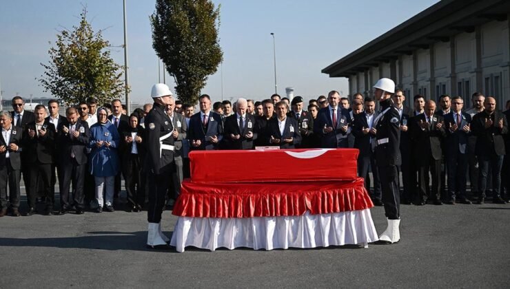 Ayşenur Ezgi Eygi’nin Cenazesi İstanbul’a Uğurlandı