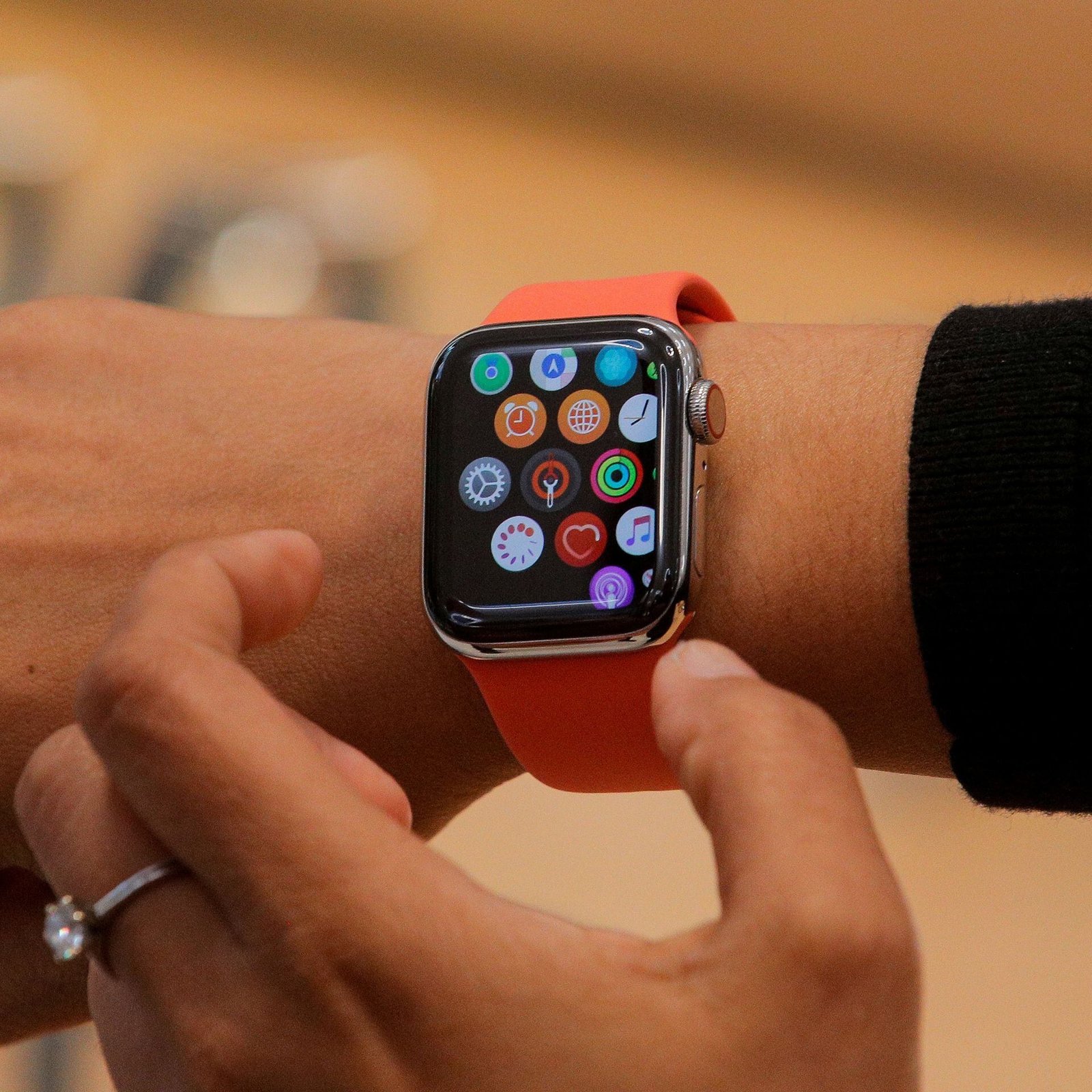 iOS 18'deki Apple Watch Paylaşım Hatası ve Çözüm Önerileri