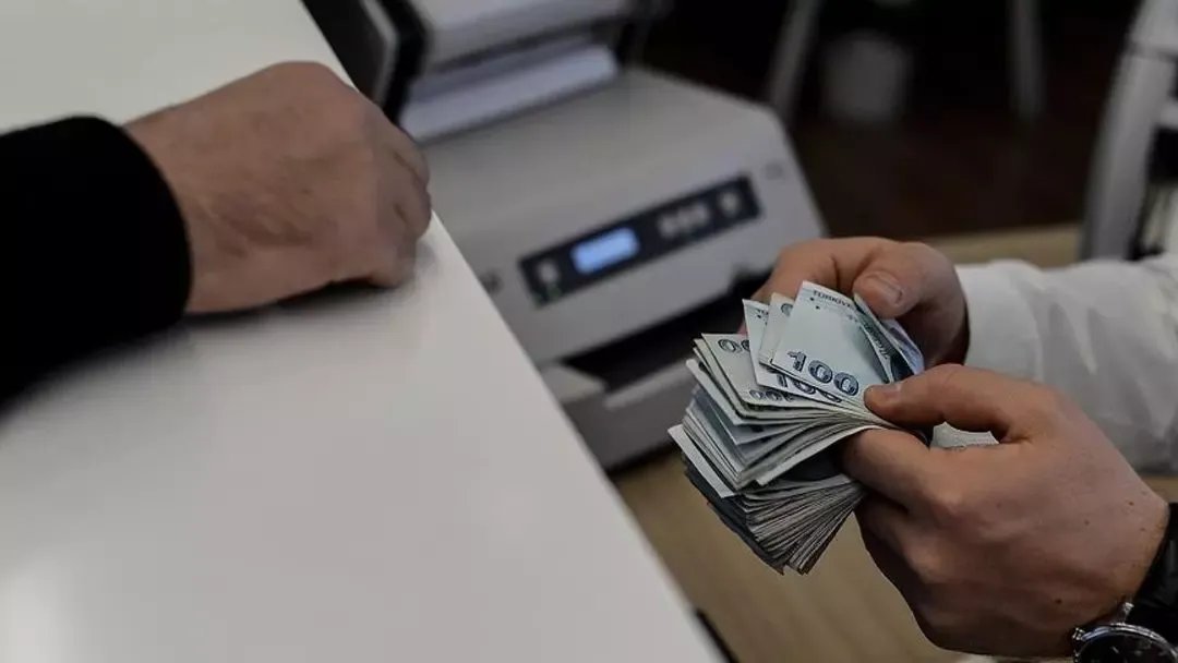 Zam Bekleyen Memur ve Emekli İçin Üzücü Haber! Uzman Tek Tek Hesapladı...