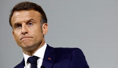 Fransa’da Macron’un Görevden Alınması Talebi Reddedildi