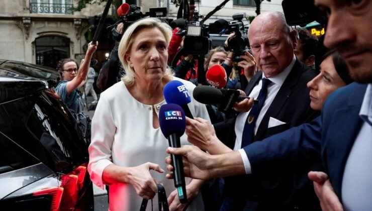 Fransa’nın Aşırı Sağcı Partisi RN, Yolsuzluk Davasıyla Yüz Yüze