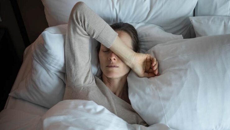 Birleşik Krallık’ta Kadınların Menopoz Döneminde Uykusuzluk Sorunu