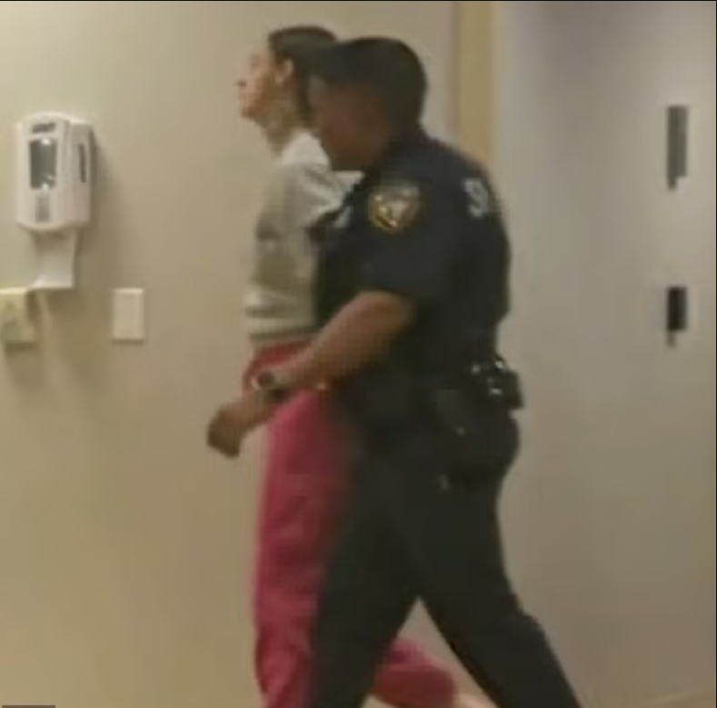 Bebeğini Evlat Edinmek İçin Aile Arayan Bryson'un Hikayesi