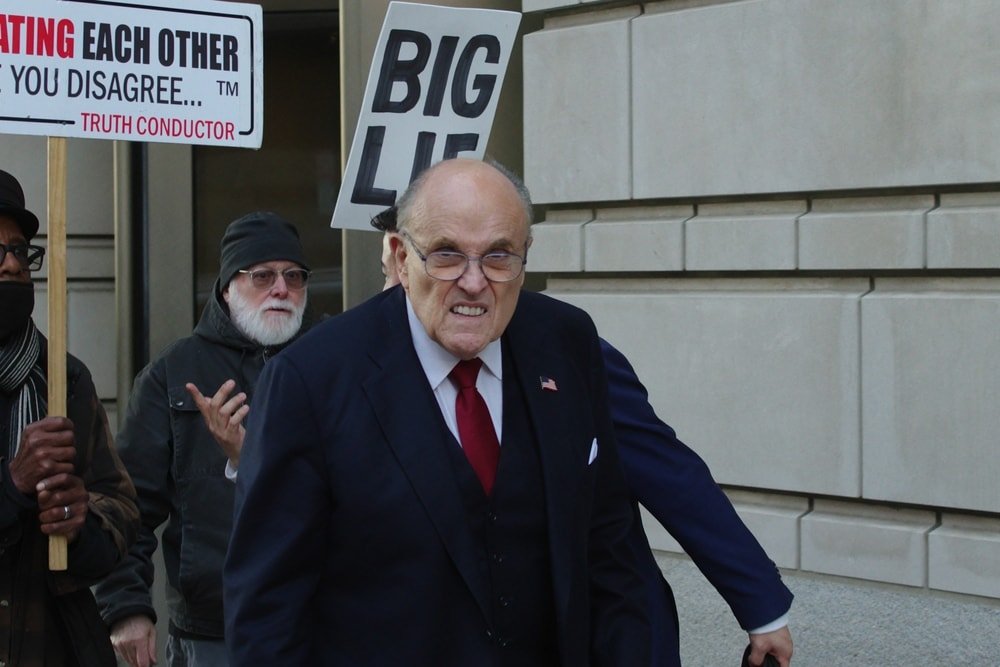 Rudy Giuliani'nin Hukuki Mücadeleleri ve Dava Süreçleri