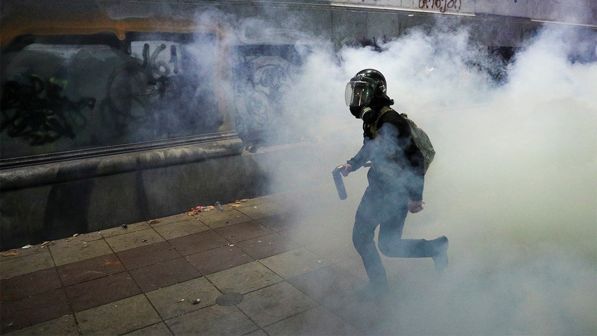 Tiflis'te Avrupa Birliği Yanlısı Protestolar ve Hükümetin Kararları