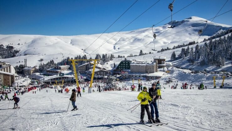 Uludağ’da Kar Yağışı, Yüksek Fiyatlar ve Tatil Zorlukları