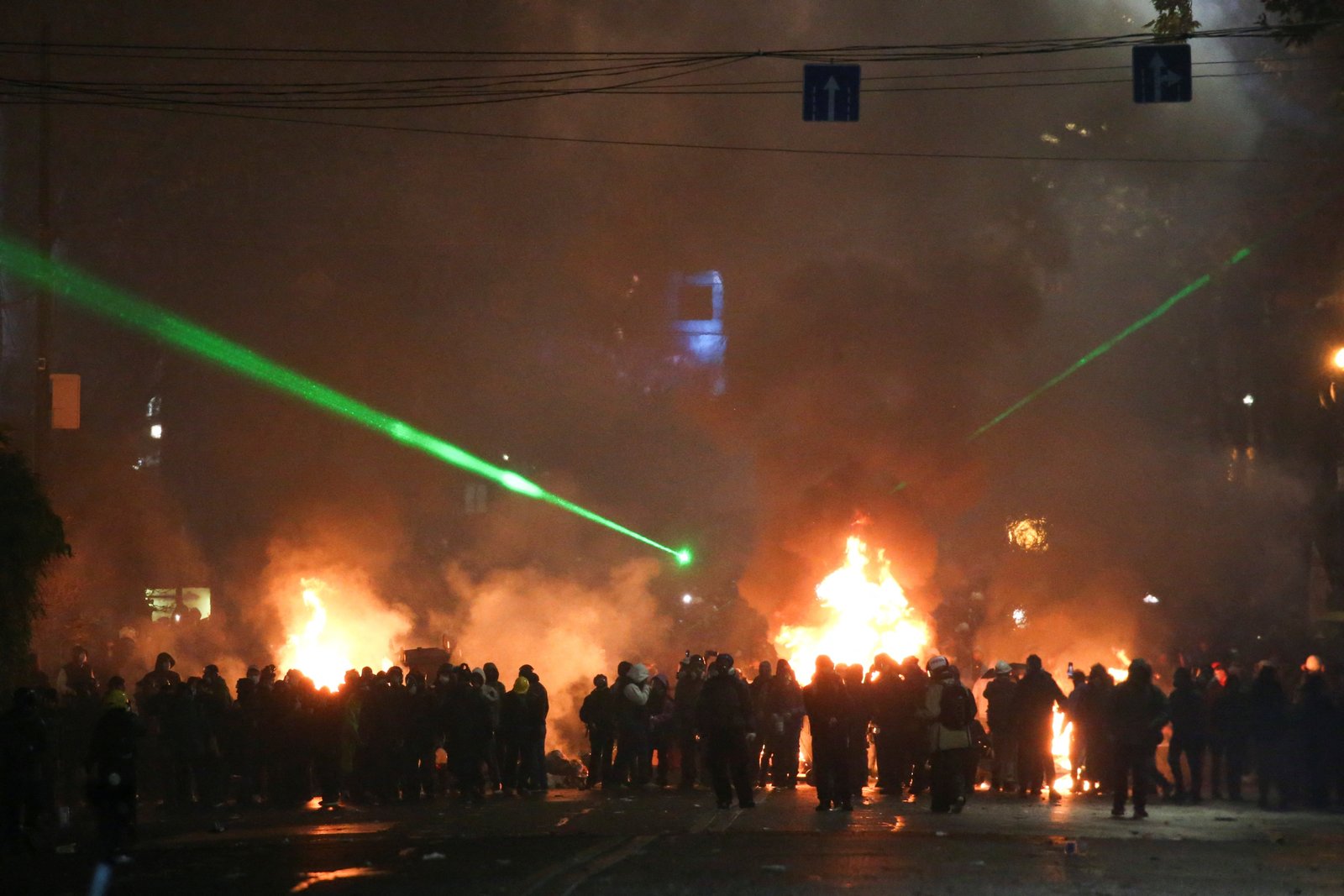 Tiflis'te AB ile Müzakerelerin Askıya Alınmasına Protestolar Devam Ediyor