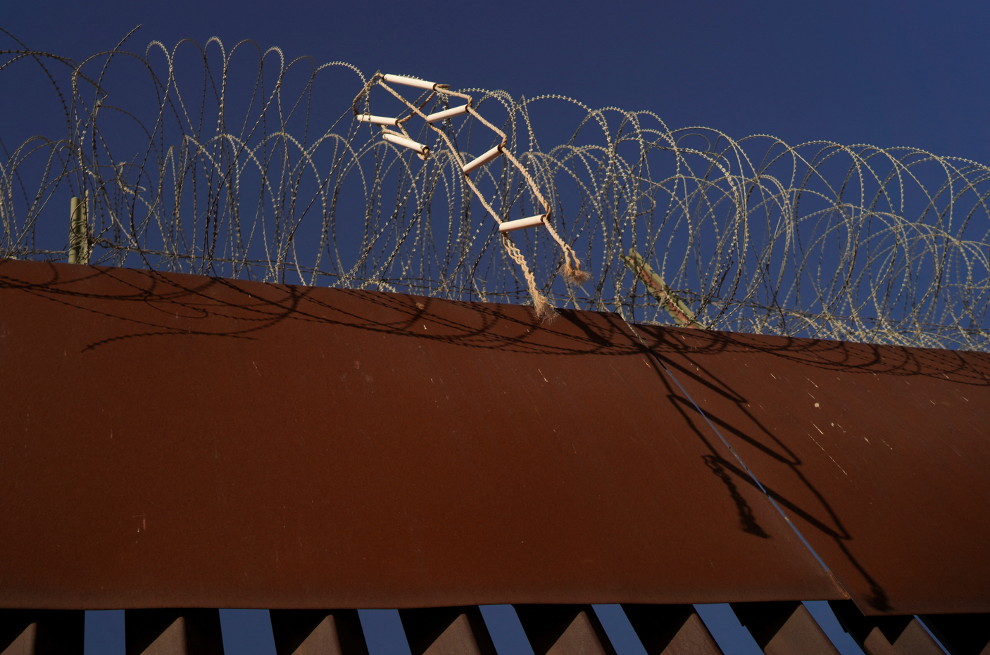 ABD Güney Sınırına 1.500 Asker Gönderiyor