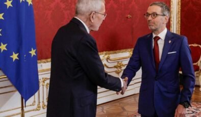 Avusturya’da FPO’nun Siyasi Yükselişi ve Koalisyon Görüşmeleri