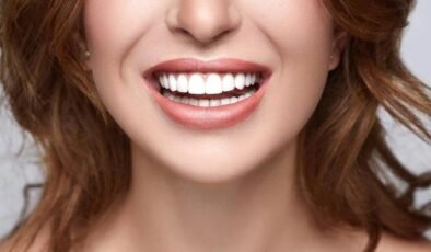 Diş Estetiğinde Kişiye Özel Yaklaşımlar ve Modern Teknolojiler