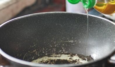 Doktor Poonam Desai’den Çizilmiş Tavalar ve Sağlık Riskleri Uyarısı