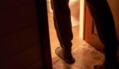 Geceleri İdrara Çıkmanın Nedenleri ve Çözümleri