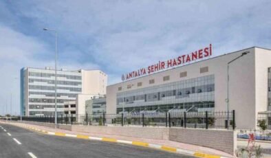 Şehir Hastanelerinde Maliyet Artışları ve Ekonomik Etkileri