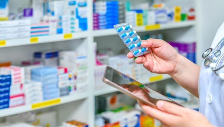 39 Yaşındaki Kadın, Reçetesiz B6 Takviyesi Sonrası Kısmi Felç Geçirdi