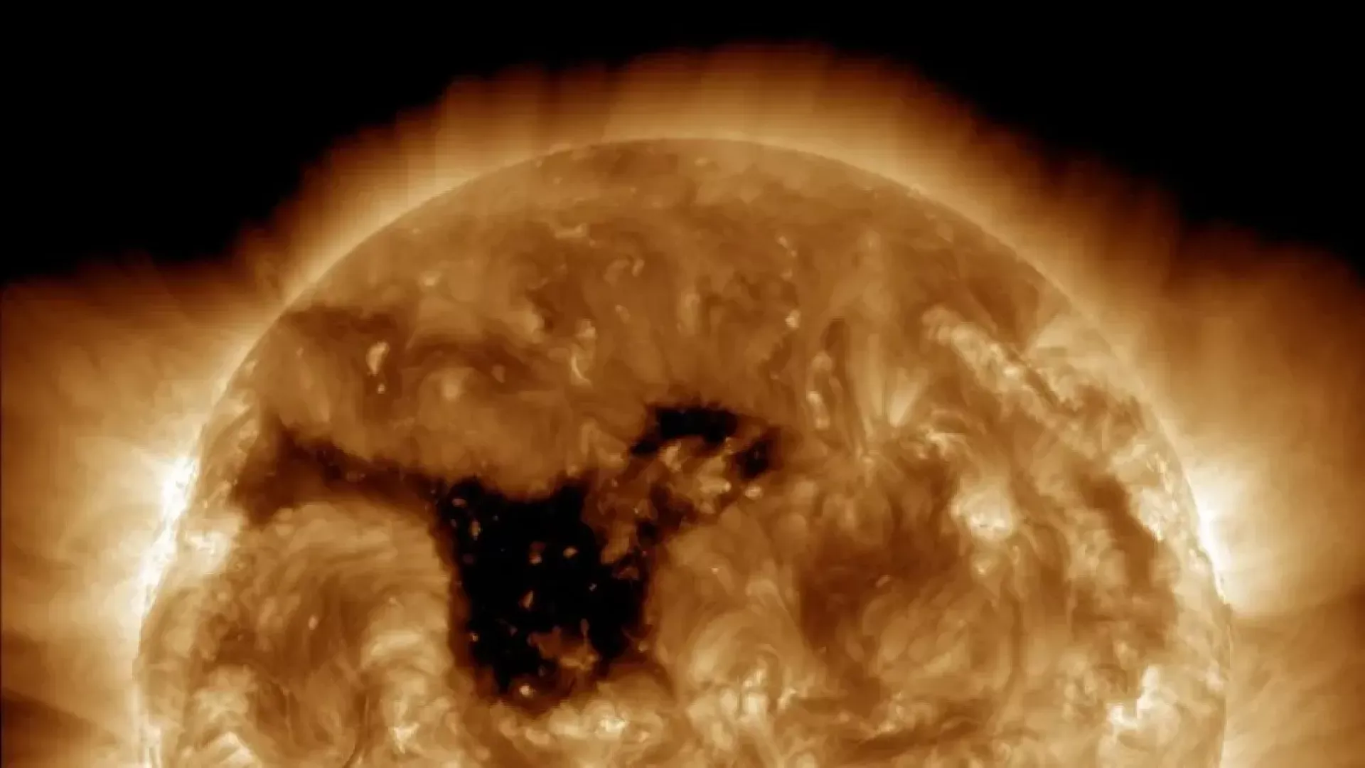 Güneş ve Koronal Delikler