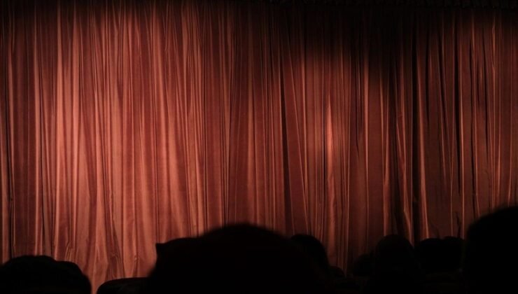 Kayıt Dışı Ekonomi ile Mücadele: Sanatçılar ve Ajanslar Mercek Altında