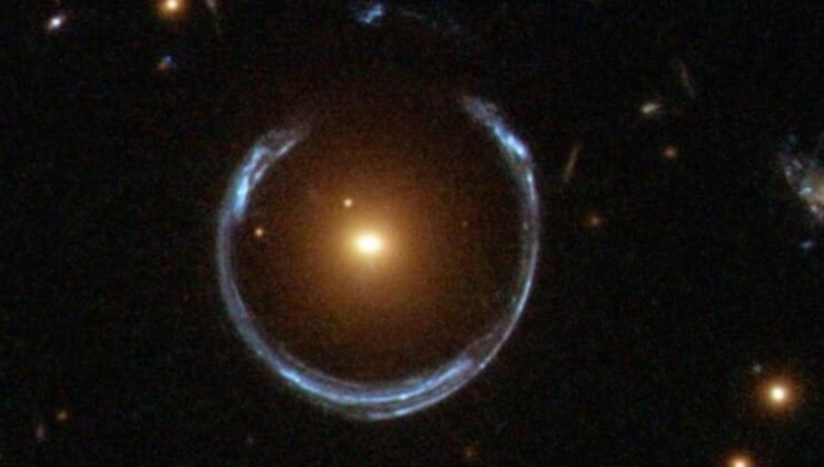 Kozmik At Nalı’nda 36 Milyar Güneş Kütleli Kara Delik Keşfi