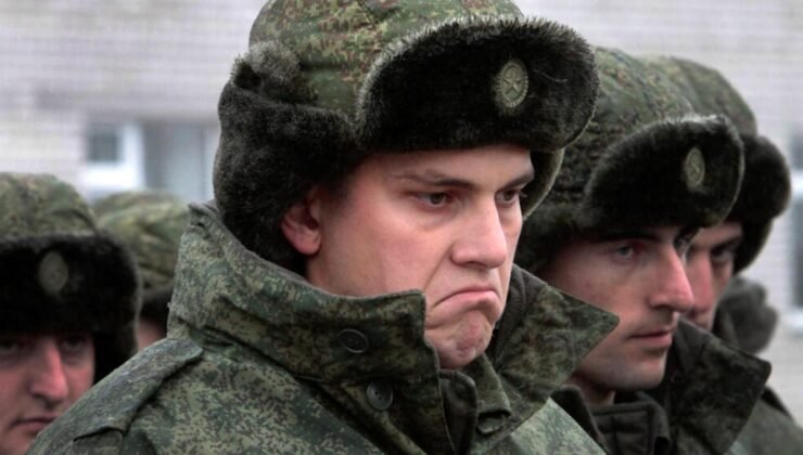 Rus Ordusu Askerlere Zorla Sözleşme İmzalama Baskısı Yapıyor